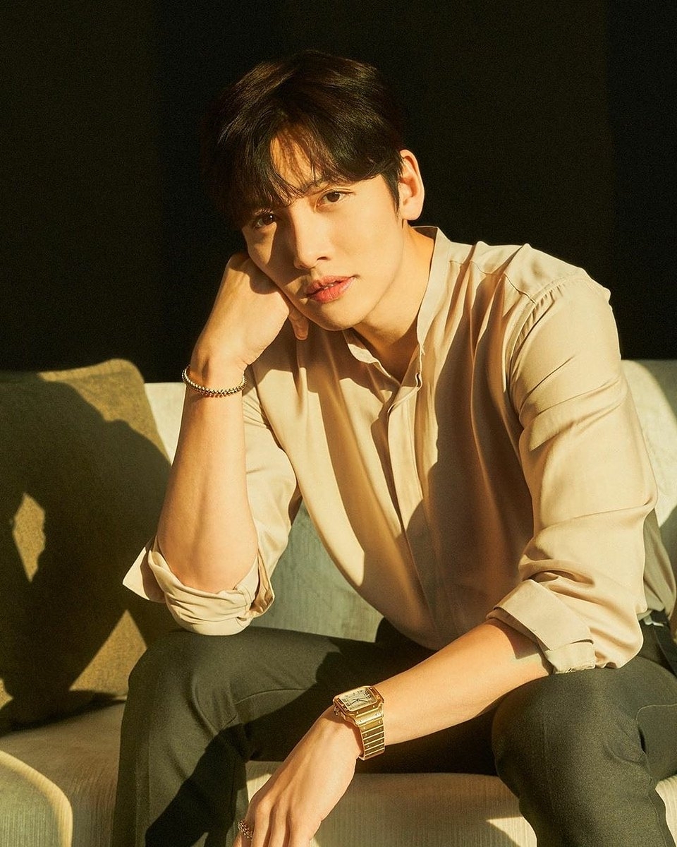 Ji Chang Wook và loạt sao Hàn nhiễm Covid-19: Fan khóc thét đòi bình yên 3 Ji Chang Wook và loạt sao Hàn nhiễm Covid-19: Fan khóc thét đòi bình yên 3