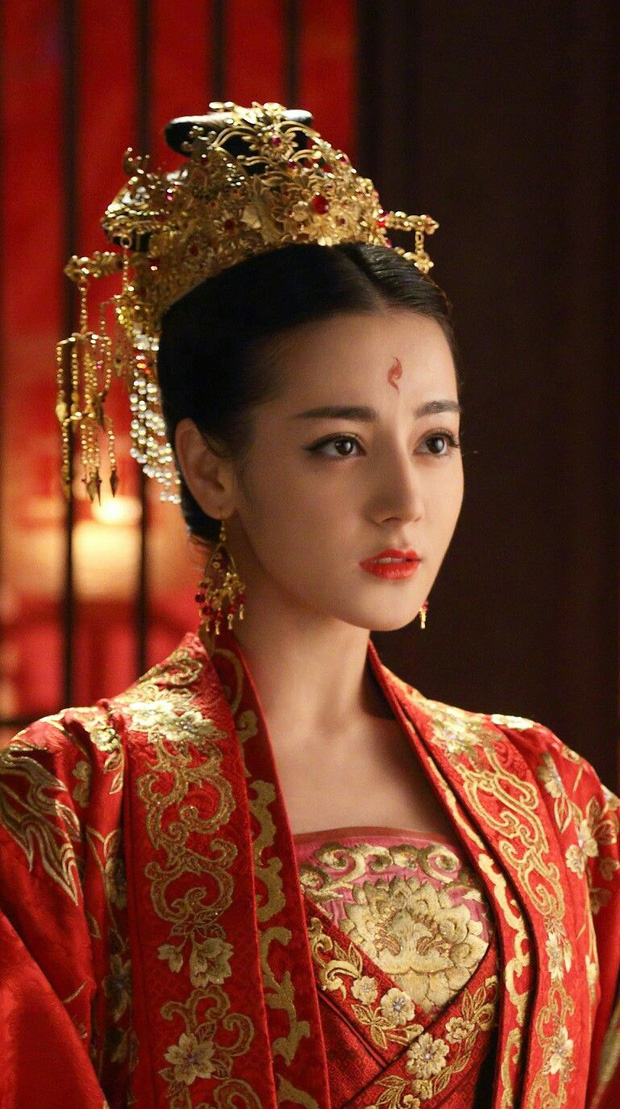 Sao Trung đọ sắc với cổ phục: Dương Mịch đẹp đến nao lòng, Nhiệt Ba trên cả xuất sắc, Châu Tấn đúng 'thành lũy' - Ảnh 3 Sao Trung đọ sắc với cổ phục: Dương Mịch đẹp đến nao lòng, Nhiệt Ba trên cả xuất sắc, Châu Tấn đúng 'thành lũy' - Ảnh 3
