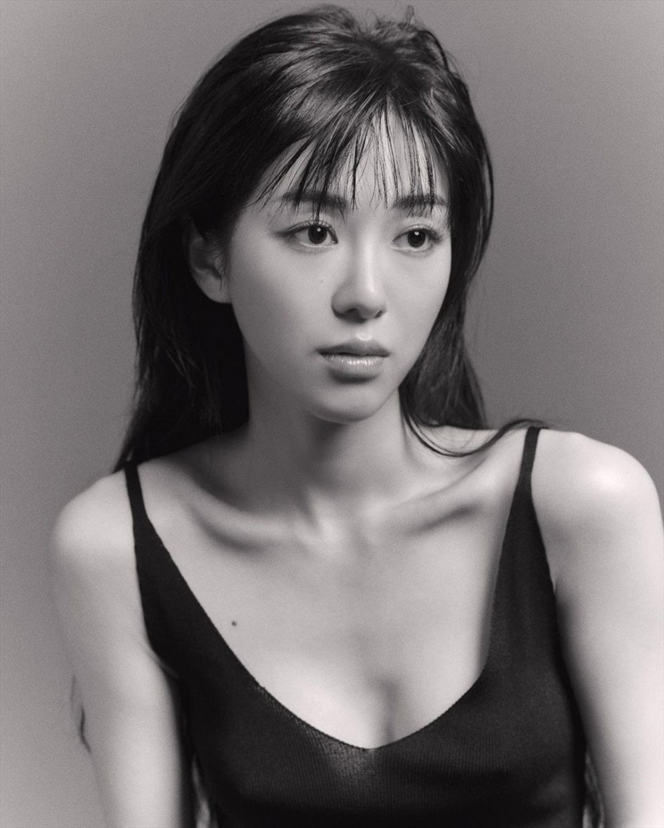 NÓNG: Idol Hàn Quốc Mina (AOA) tự 'chấm dứt cuộc đời' lần thứ 4 tại nhà riêng 5 NÓNG: Idol Hàn Quốc Mina (AOA) tự 'chấm dứt cuộc đời' lần thứ 4 tại nhà riêng 5