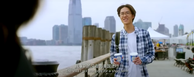 Kính mắt dày như đít chai, sơ mi sọc... có phải anh Bác nhà ta đây không ? Kính mắt dày như đít chai, sơ mi sọc... có phải anh Bác nhà ta đây không ?