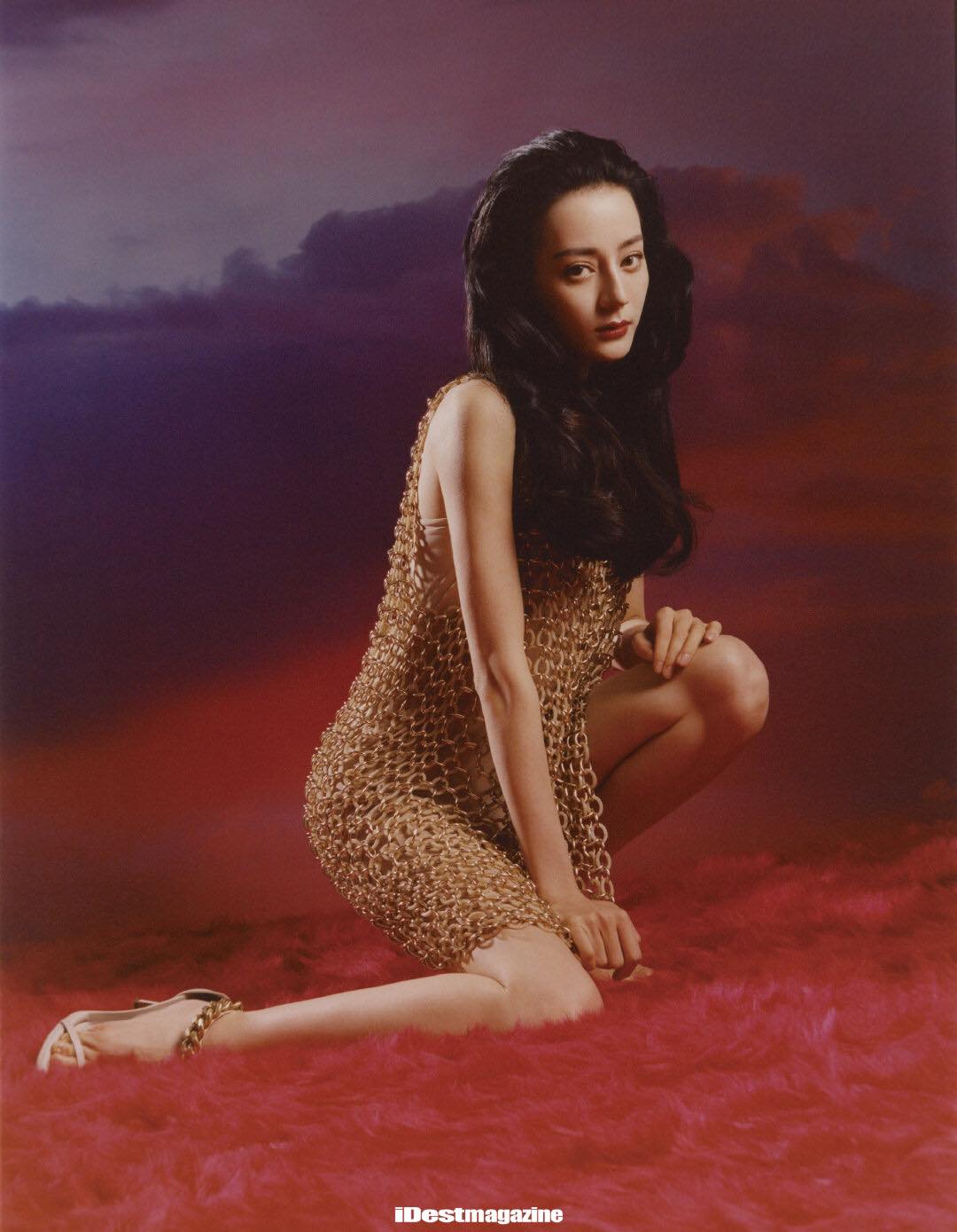 Mỹ nhân Cbiz đại chiến bìa tạp chí tháng 8: Nhiệt Ba,Thi Thi cổ điển, Lý Thấm bad girl  - Ảnh 4