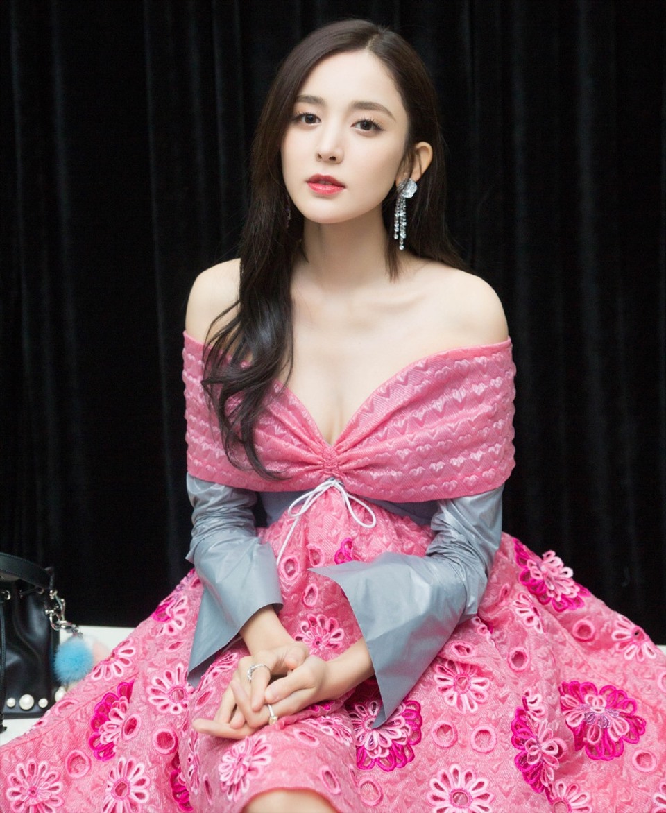 Top 10 ngọc nữ thế hệ 9x đắt giá nhất màn ảnh Hoa ngữ hiện nay - Ảnh 2
