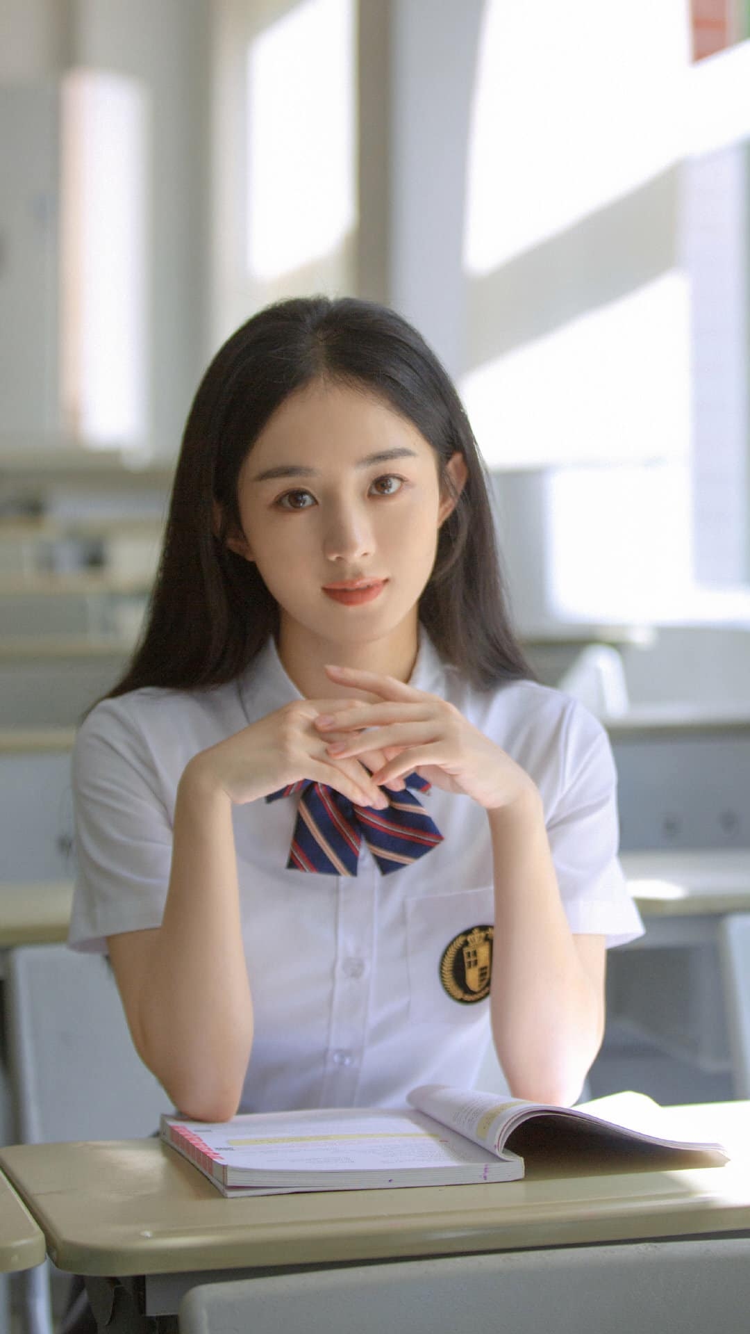 Mỹ nhân Cbiz diện đồng phục học sinh: Dương Mịch như model, Lệ Dĩnh rất thanh xuân vẫn thua trùm cuối - Ảnh 2