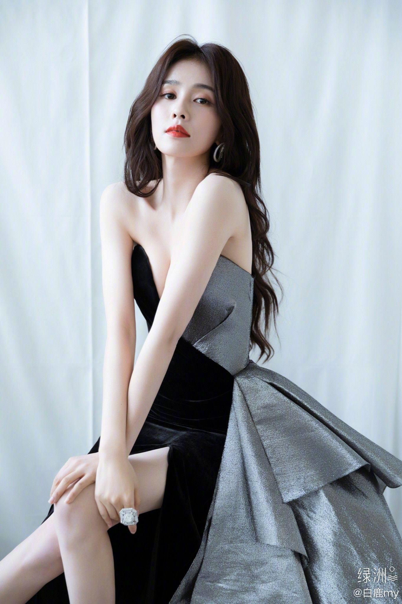 Nhiều ý kiến lo sợ Bạch Lộc sẽ bị Trương Hinh Dư đè bẹp Nhiều ý kiến lo sợ Bạch Lộc sẽ bị Trương Hinh Dư đè bẹp