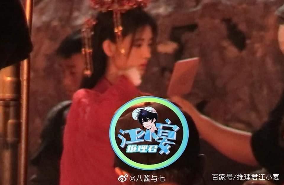 Cúc Tịnh Y đẹp nhức nhối tại phim trường Hoa Nhung, xé mác makeup kiểu 'diễn tuồng'  4