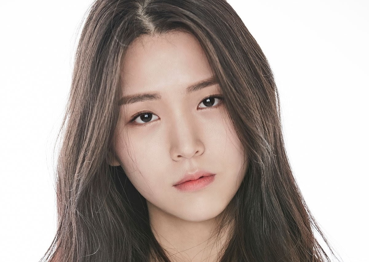 Kim Ji-eun đã tiếp xúc gần với một bệnh nhân mắc Covid-19 trong một bữa ăn vào ngày 11/8 vừa qua.