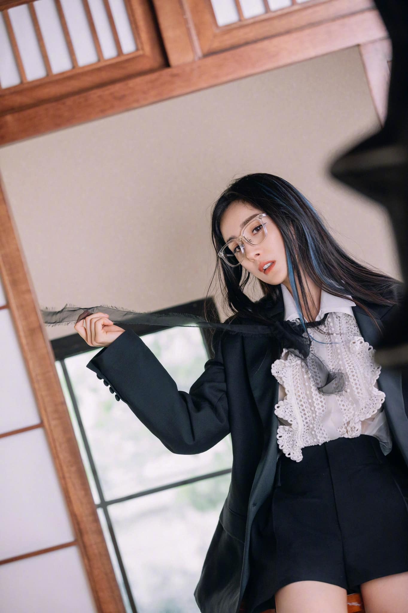 Một tháng đảo ngói cả chục lần, tốc độ này dường như chấp luôn cả độ 'trở mặt' của người yêu cũ