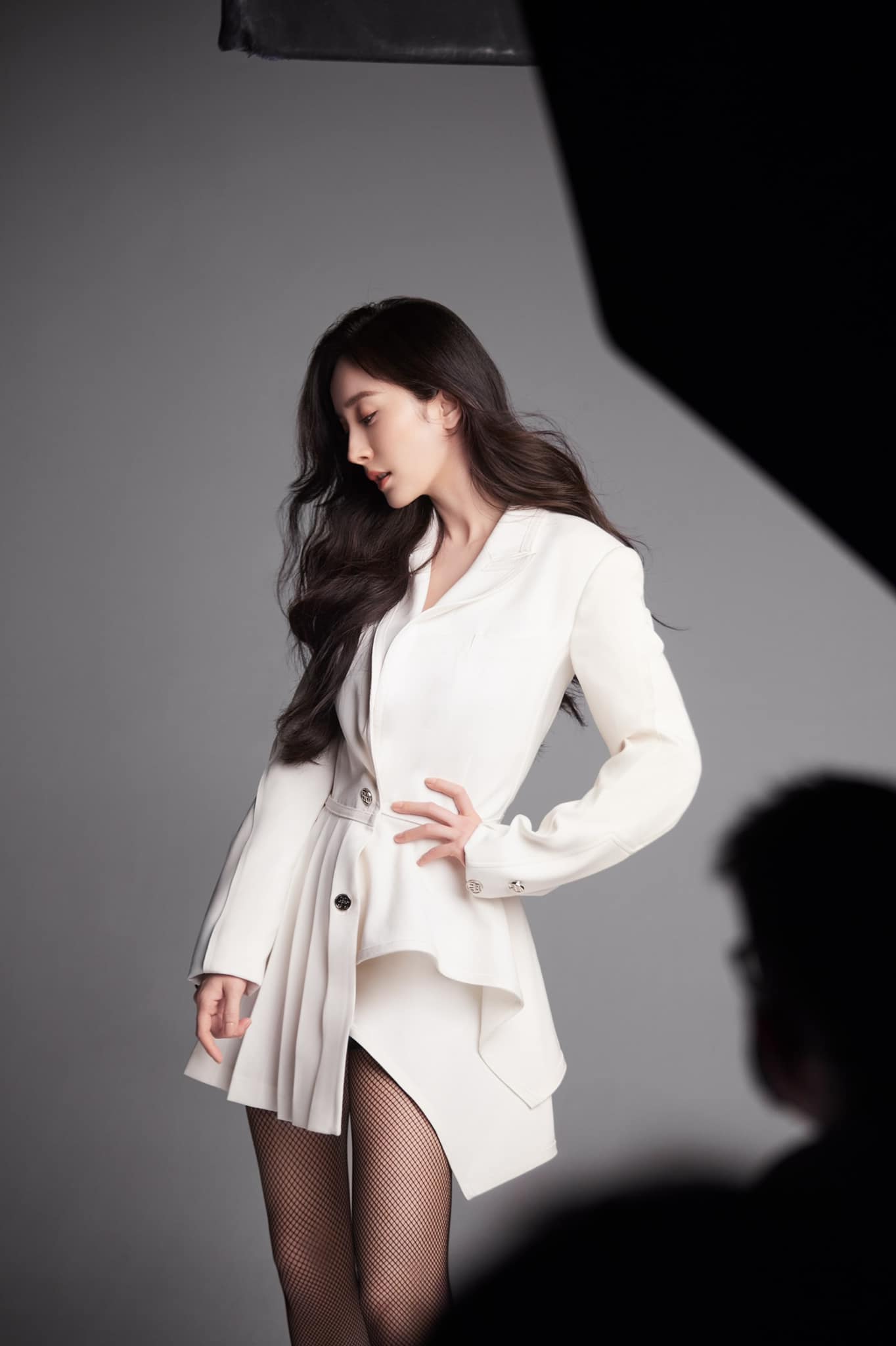 Kể từ khi tuyên bố chia tay tình trẻ Ngụy Đại Huân, cuộc sống của Dương Mịch trở nên vui vẻ, cởi mở hơn