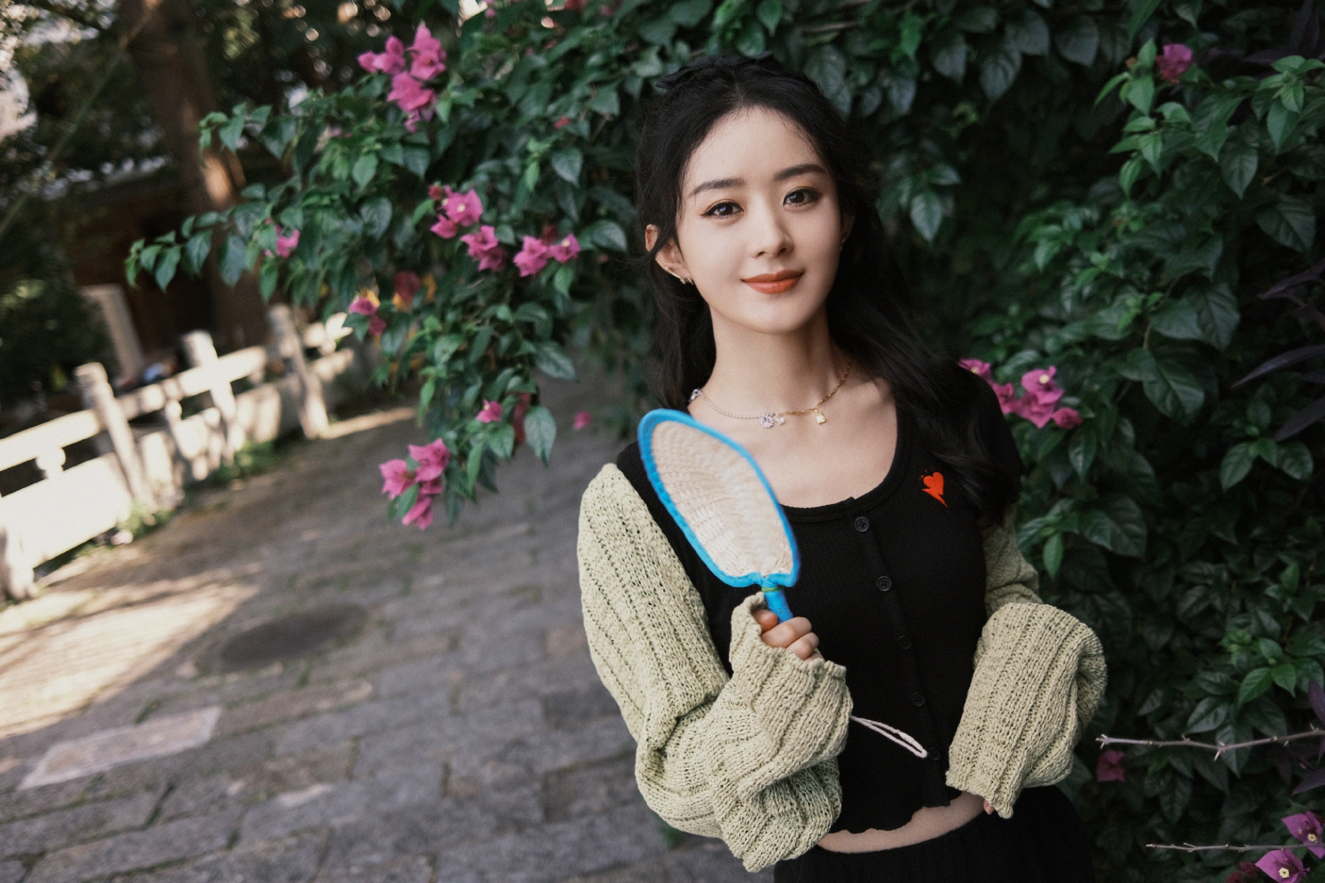 Triệu Lệ Dĩnh gây bão toàn cõi mạng bởi màn khoe Triệu Lệ Dĩnh gây bão toàn cõi mạng bởi màn khoe