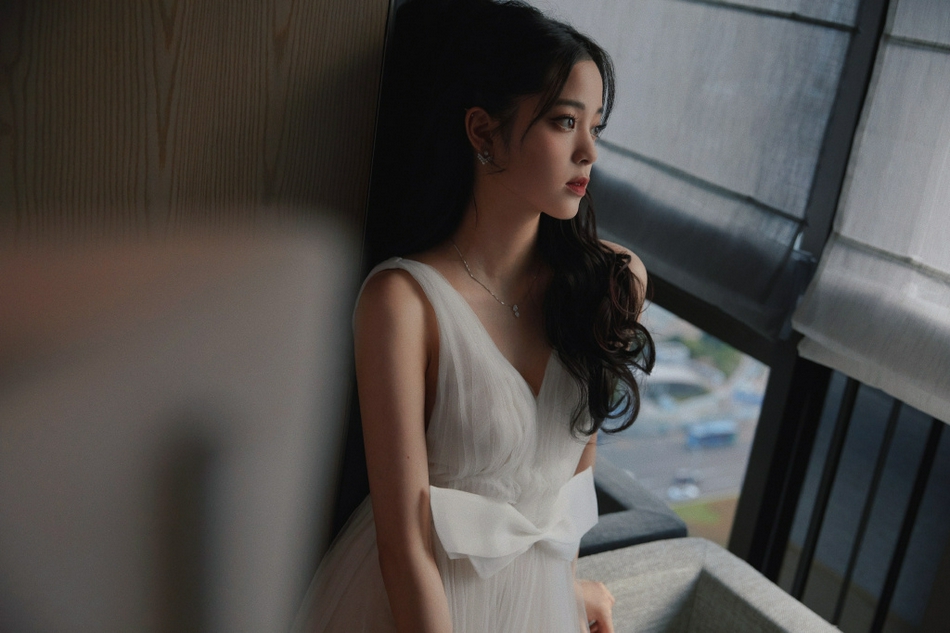 Sao Cbiz càn quét đêm hội đỉnh nhất năm: Lệ Dĩnh - Cảnh Điểm visual chạm 'đỉnh', trùm cuối chưa ai dám vượt mặt - Ảnh 5