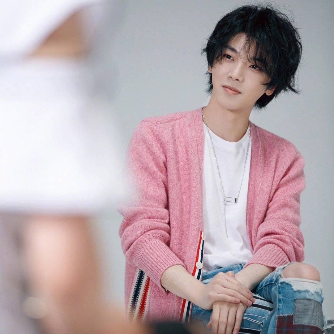 Hoa Thần Vũ: Con người với con người không có gì ngoài giá trị lợi dụng và bị lợi dụng, Tôi không lợi dụng người khác, vậy việc gì phải muốn người khác lợi dụng mình