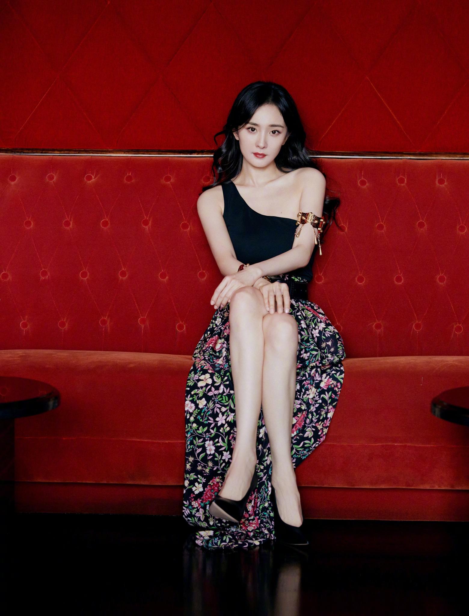 Dương Mịch: Không phải của tôi, tôi sẽ không cần. Thứ trước mắt tôi, nhất định phải cố gắng để làm tốt.