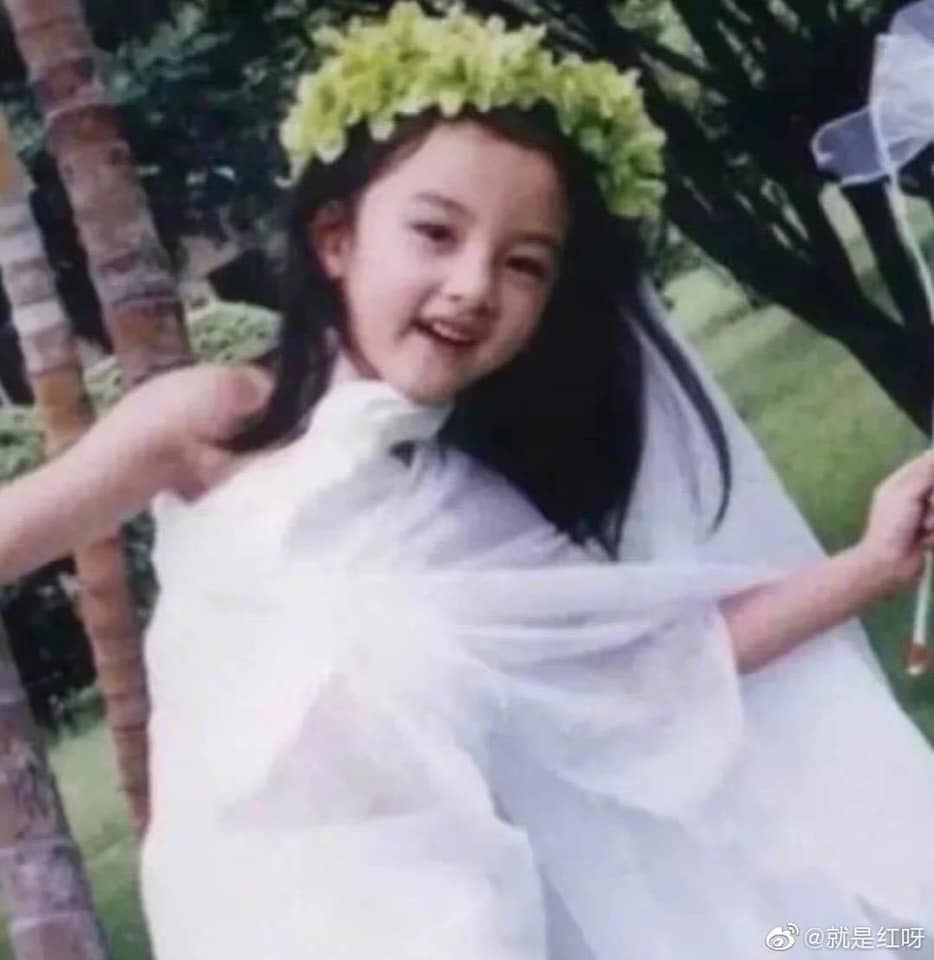 Tống Tổ Nhi xinh tươi hết nấc