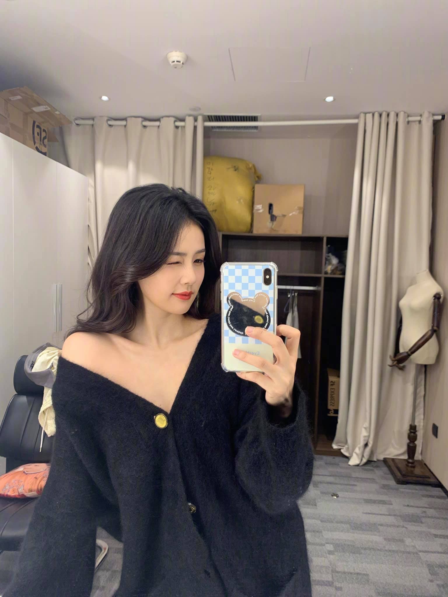 Bạch Lộc lập kỷ lục chưa từng có của Cbiz khi dám đăng loạt ảnh này, Cnet réo tên Triệu Lộ Tư 'không có cửa' - Ảnh 2