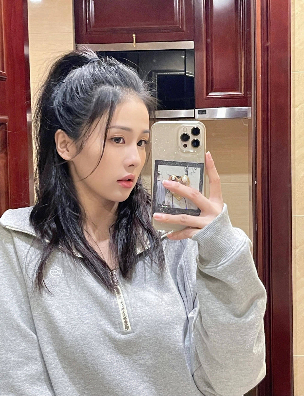 Tin nóng Cbiz ngày 1/10: Trịnh Sảng 'quậy' banh cõi mạng, đam mỹ bị khóa, Nhiệt Ba 'đua đòi' Lộ Tư, Bạch Lộc cực xinh - Ảnh 8