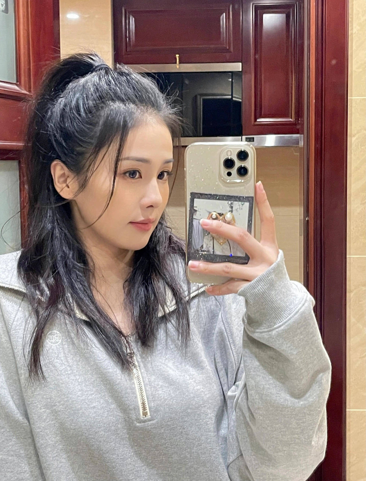 Tin nóng Cbiz ngày 1/10: Trịnh Sảng 'quậy' banh cõi mạng, đam mỹ bị khóa, Nhiệt Ba 'đua đòi' Lộ Tư, Bạch Lộc cực xinh - Ảnh 7