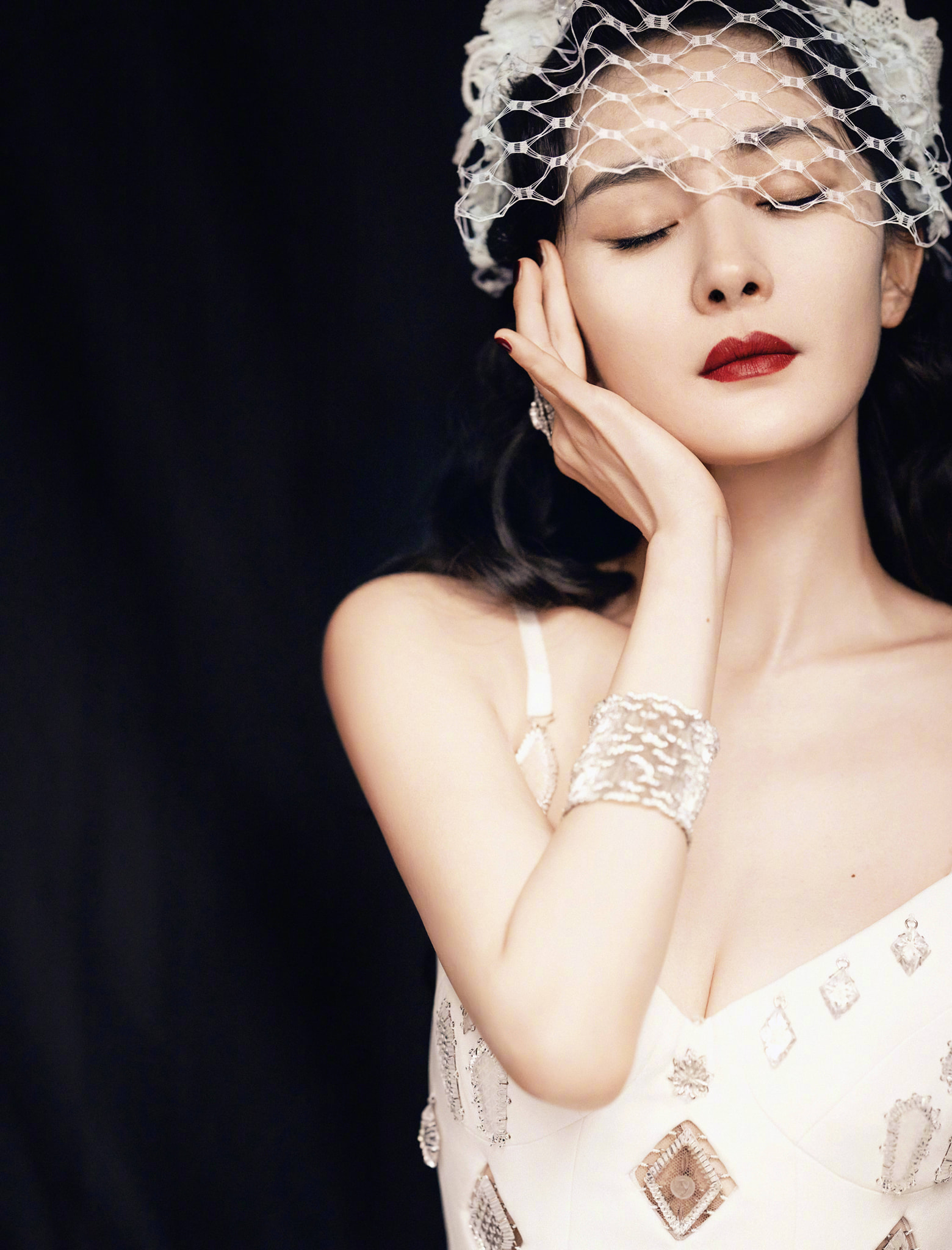 Phong cách thời trang ngày càng 'dạn' của Dương Mịch 7 Phong cách thời trang ngày càng 'dạn' của Dương Mịch 7
