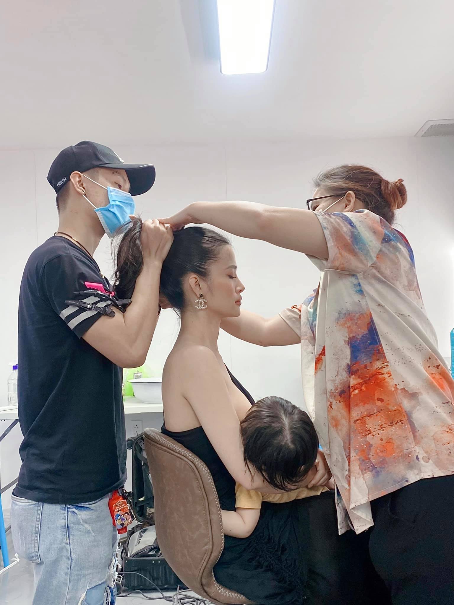Ông Cao Thắng - Đông Nhi khoe ảnh đời thường 2 Ông Cao Thắng - Đông Nhi khoe ảnh đời thường 2