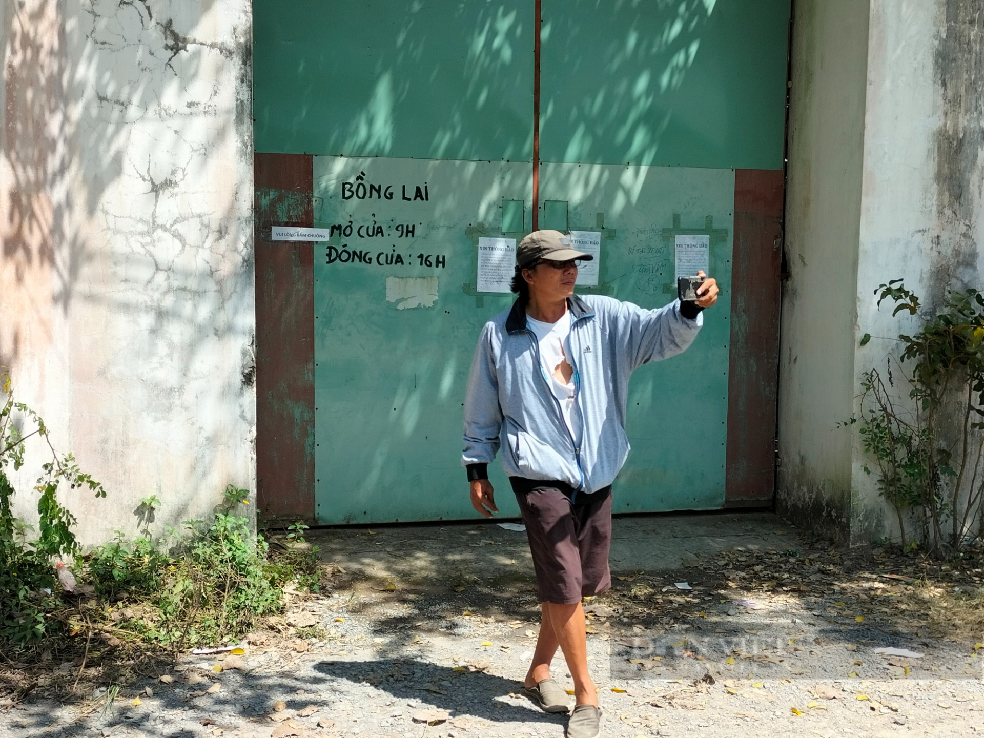 Tịnh Thất Bồng Lai khiến dân tình dậy sóng khi 'mặc áo quá đầu' giữa lùm xùm, ai nấy nháo nhác mong muốn pháp luật phán quyết 2