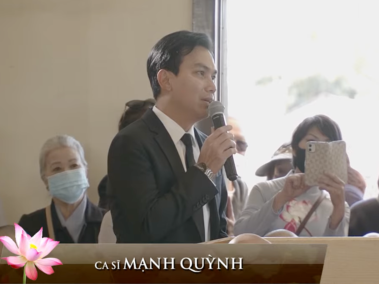 Được xem là 'người tình sân khấu', sau khi Phi Nhung mất Mạnh Quỳnh trở thành cái tên nhận được quan tâm của đông đảo công chúng Được xem là 'người tình sân khấu', sau khi Phi Nhung mất Mạnh Quỳnh trở thành cái tên nhận được quan tâm của đông đảo công chúng