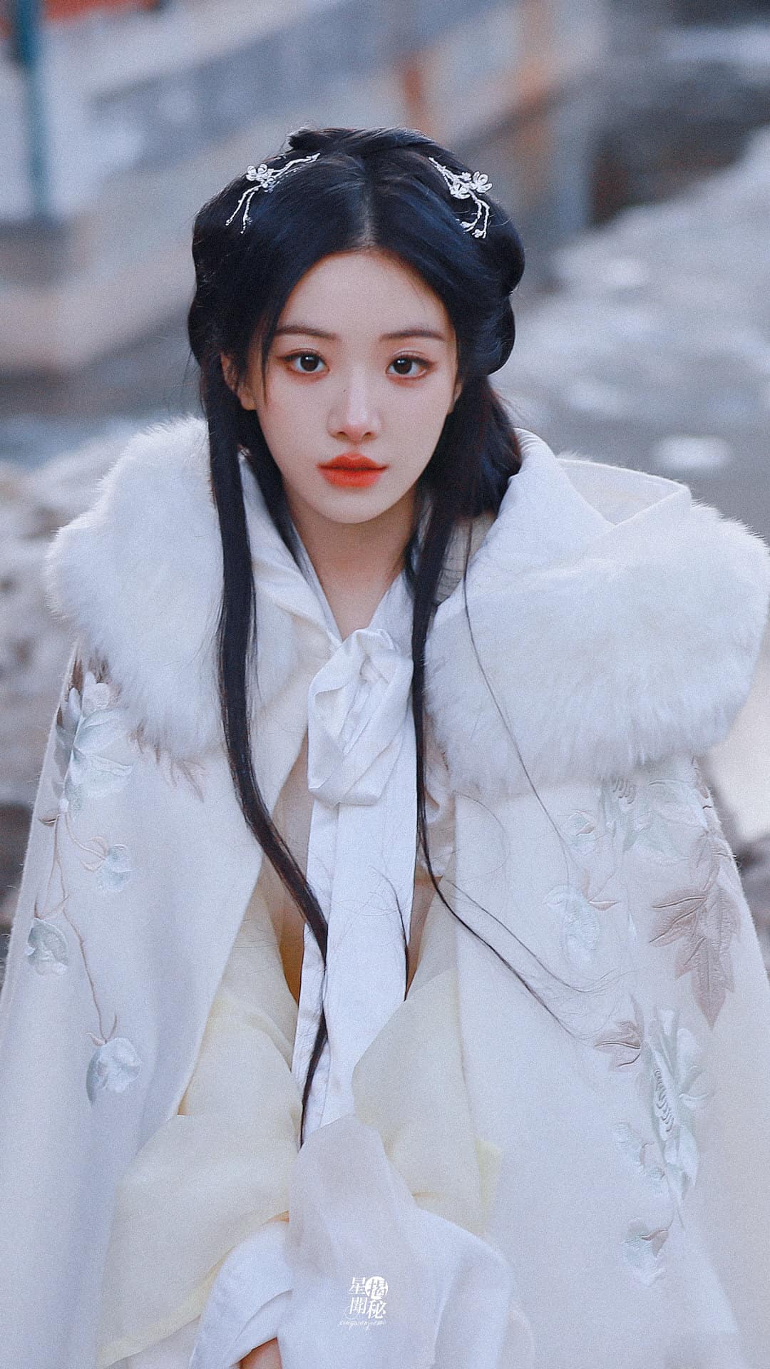 Bộ ảnh tạo hình cổ trang của Dụ Ngôn