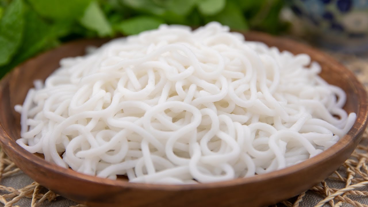 Lưu ý khi mua bún mà đa số người nội trợ chưa được 'khai sáng', thêm 1 bước này loại bỏ sạch tạp chất bớt được cả 'kg' bệ.nh 2