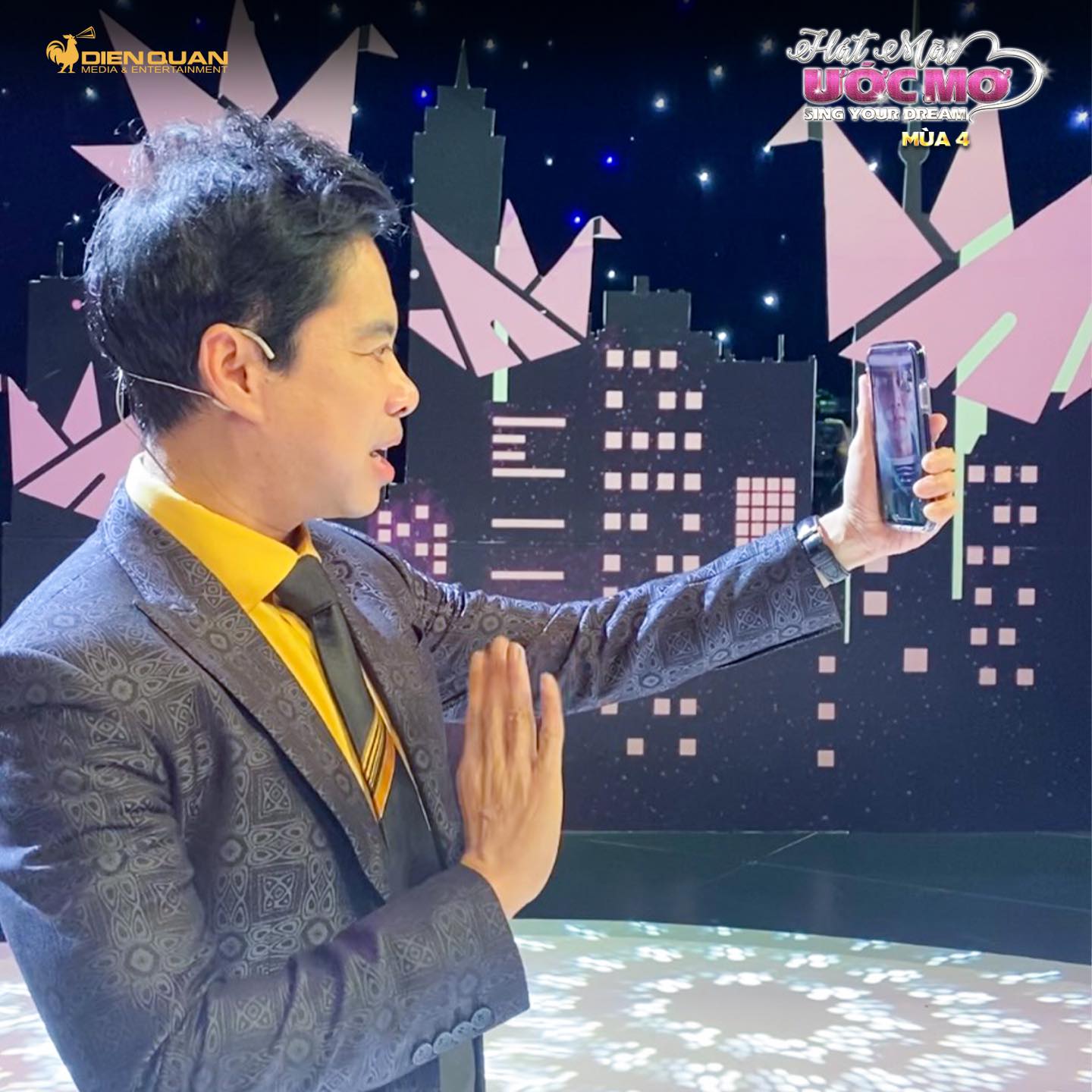 Danh ca Ngọc Sơn thông báo đã thay mặt các nhà tâm gửi tặng số tiền 50 triệu cho 1 hoàn cảnh khó khăn