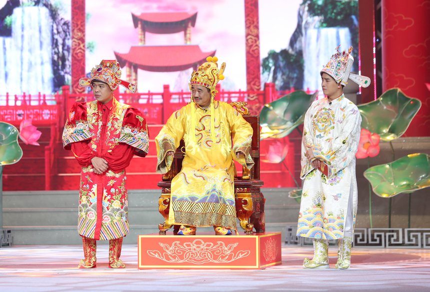 Chỉ chưa đến 1 tiếng nữa 'mùa chầu' xuân Nhâm Dần 2022 sẽ chính thức lên sóng. Ngay lúc này đây khán giả đang háo hức chờ đón Táo Quân 2022 trình làng