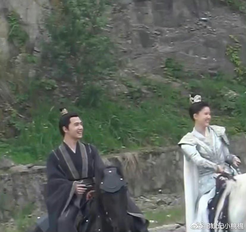 Hình ảnh của Triệu Lộ Tư - Dương Dương trong phim Thả Thí Thiên Hạ