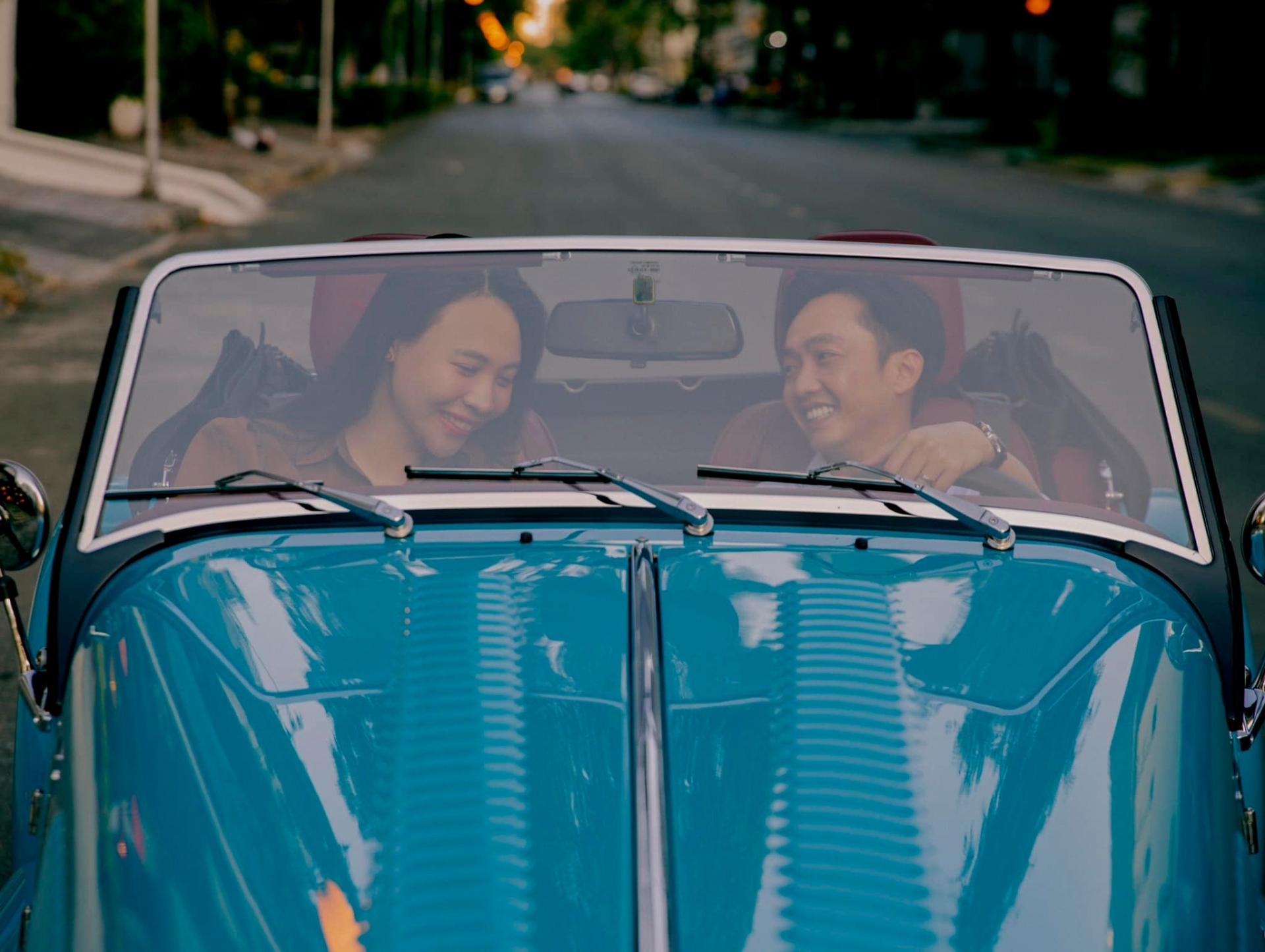 Đáp trả tình ý của chồng, Đàm Thu Trang cũng đăng tải khoảnh khắc hạnh phúc bên Cường Đô La kèm dòng trạng thái ngọt ngào