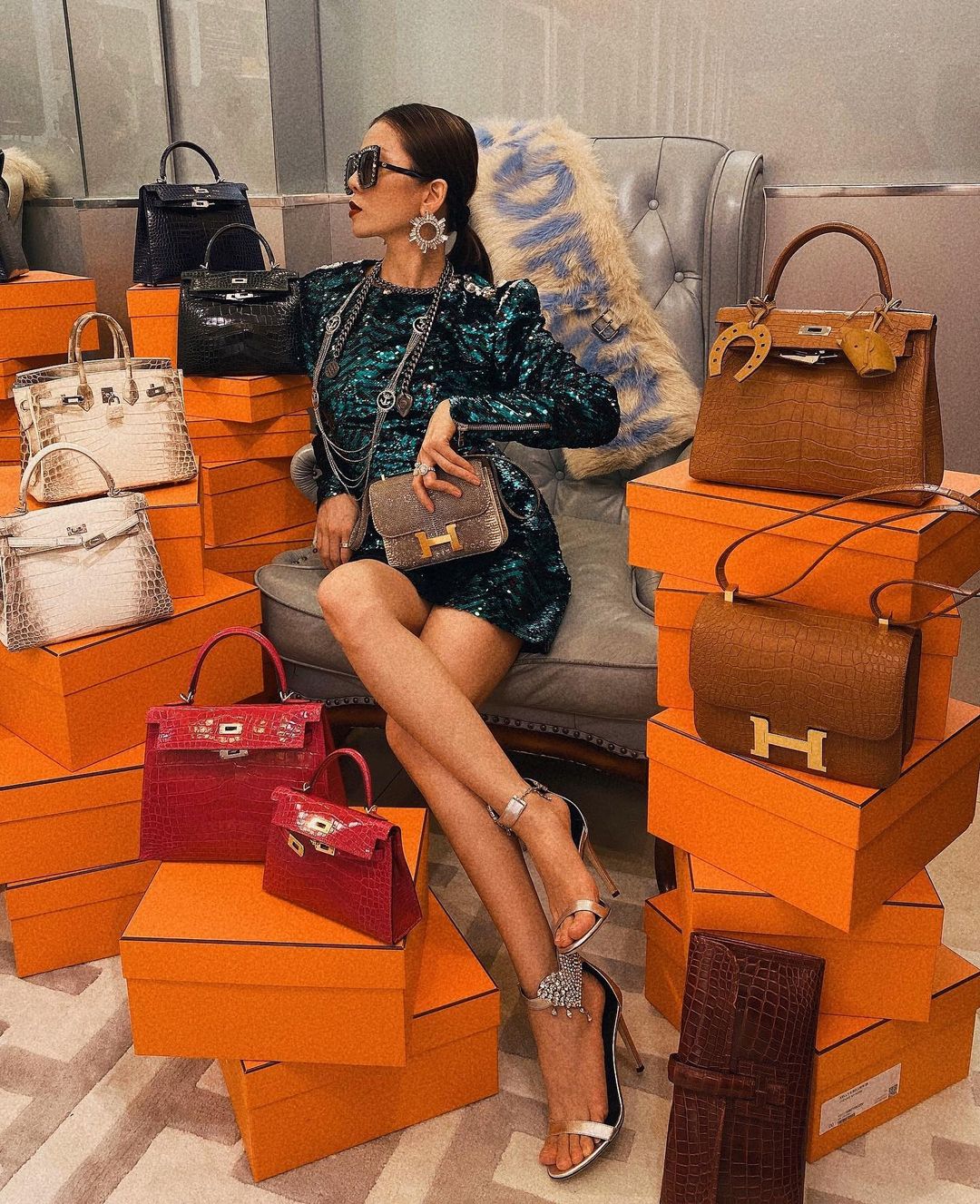 Không chỉ sở hữu khối tài sản khổng lồ, cùng số lượng đồ hiệu đếm '7749 ngày' không xuể, Lệ Quyên còn có nhiều sở thích hiếm ai 'đọ' nổi