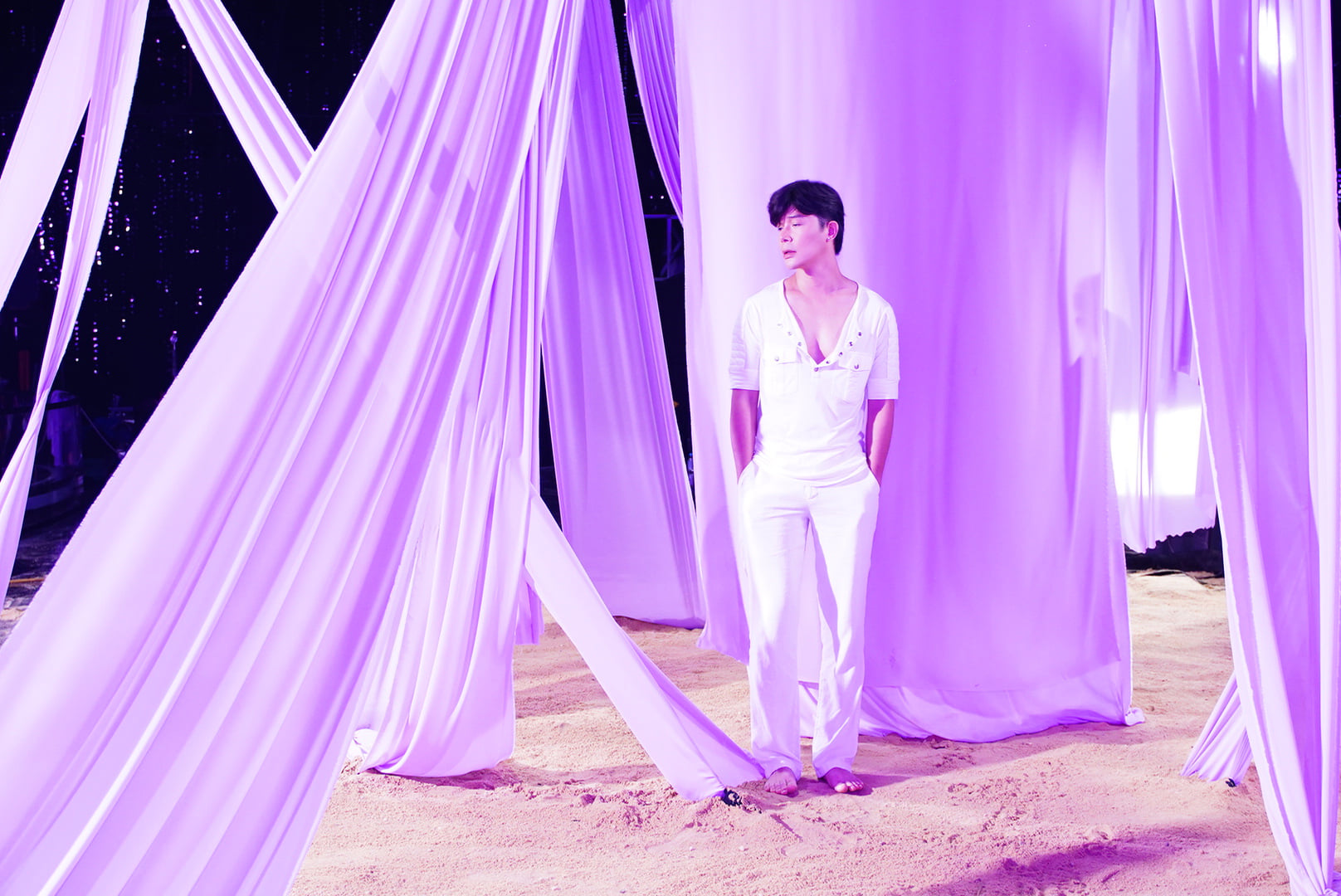 Dù không nêu thẳng tên họ nhưng theo suy đoán của cư dân mạng, Nathan Lee đang 'phản đòn' lại Cao Thái Sơn