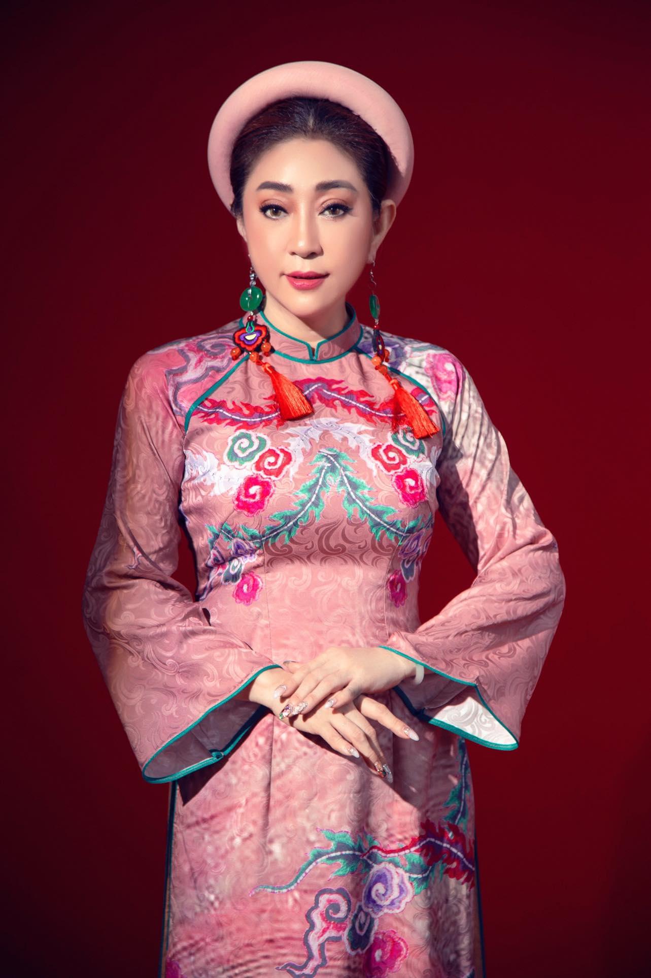 NS Thoại Mỹ mong muốn sẽ khép lại ồn ào không đáng có từ đây