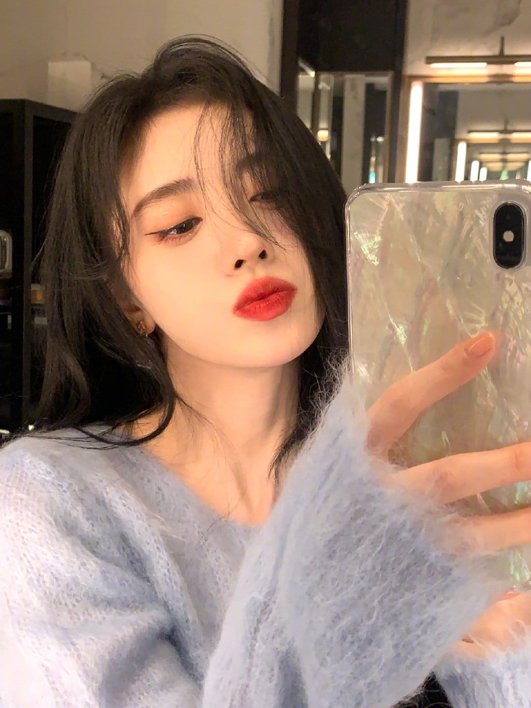 Cúc Tịnh Y cập nhật Weibo