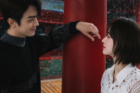 Bộ ảnh lãng mạn của Hứa Khải và Ngô Cẩn Ngôn