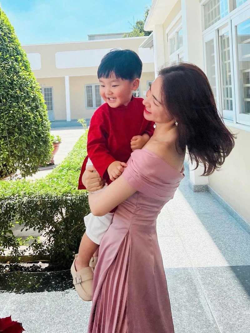 Qua những bài đăng của giọng ca Không Thể Cùng Nhau Suốt Kiếp có thể thấy cô đã lấy lại được tinh thần Qua những bài đăng của giọng ca Không Thể Cùng Nhau Suốt Kiếp có thể thấy cô đã lấy lại được tinh thần