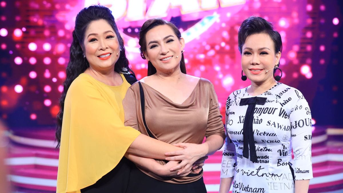 Việt Hương tiết lộ chuyện tâm linh 'rợn người' về Phi Nhung, lấy nước mắt khán giả qua 1 việc làm đơn giản - Ảnh 1