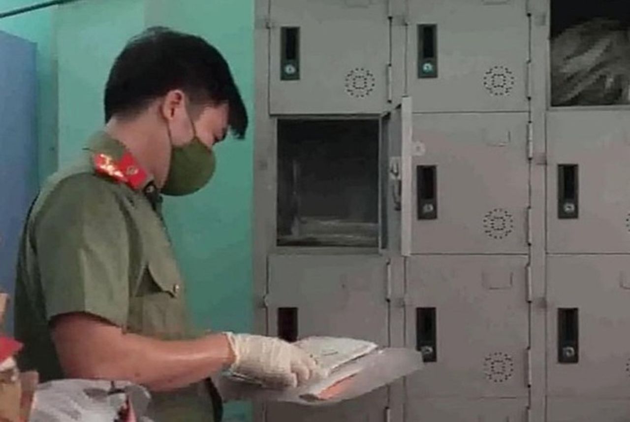 Hình ảnh cơ quan chức năng khám xét Tịnh Thất Bồng Lai vào đợt trước đó