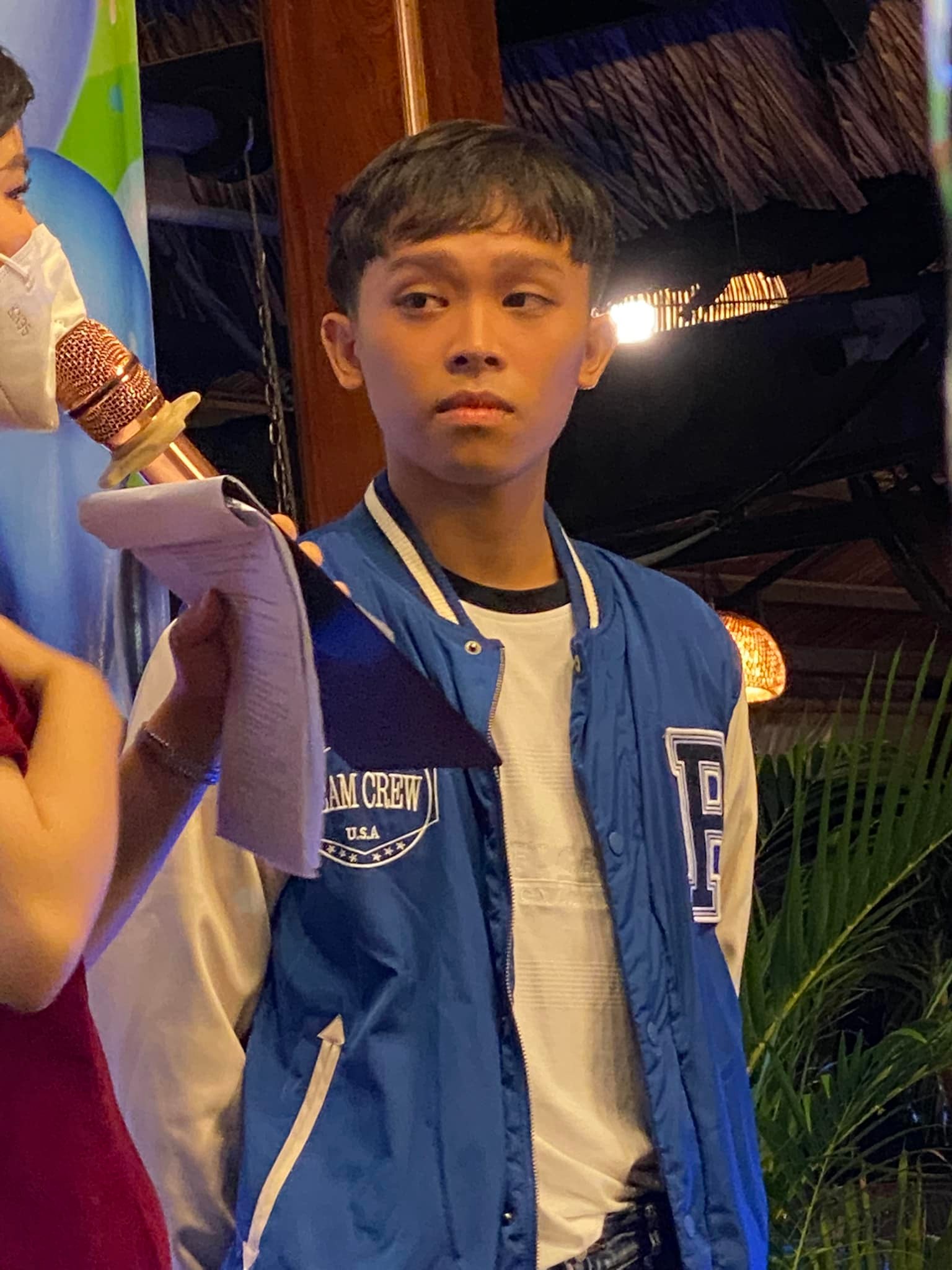 Không còn dáng vẻ hốc hác như thời điểm diễn ra ồn ào, giờ đây con nuôi Phi Nhung được khen ngợi bởi ngoại hình bảnh bao