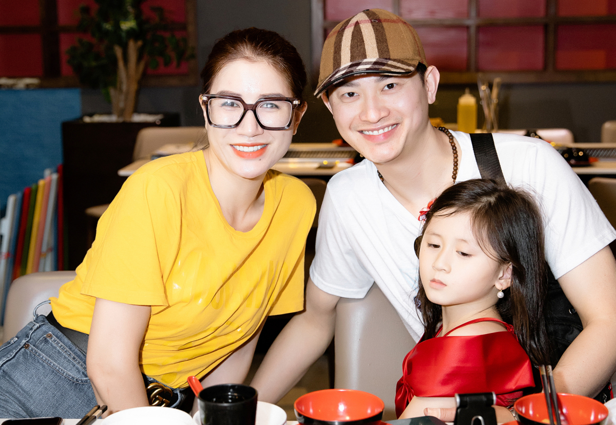 Cách giáo dục con của Trang Trần được nhiều người khen ngợi