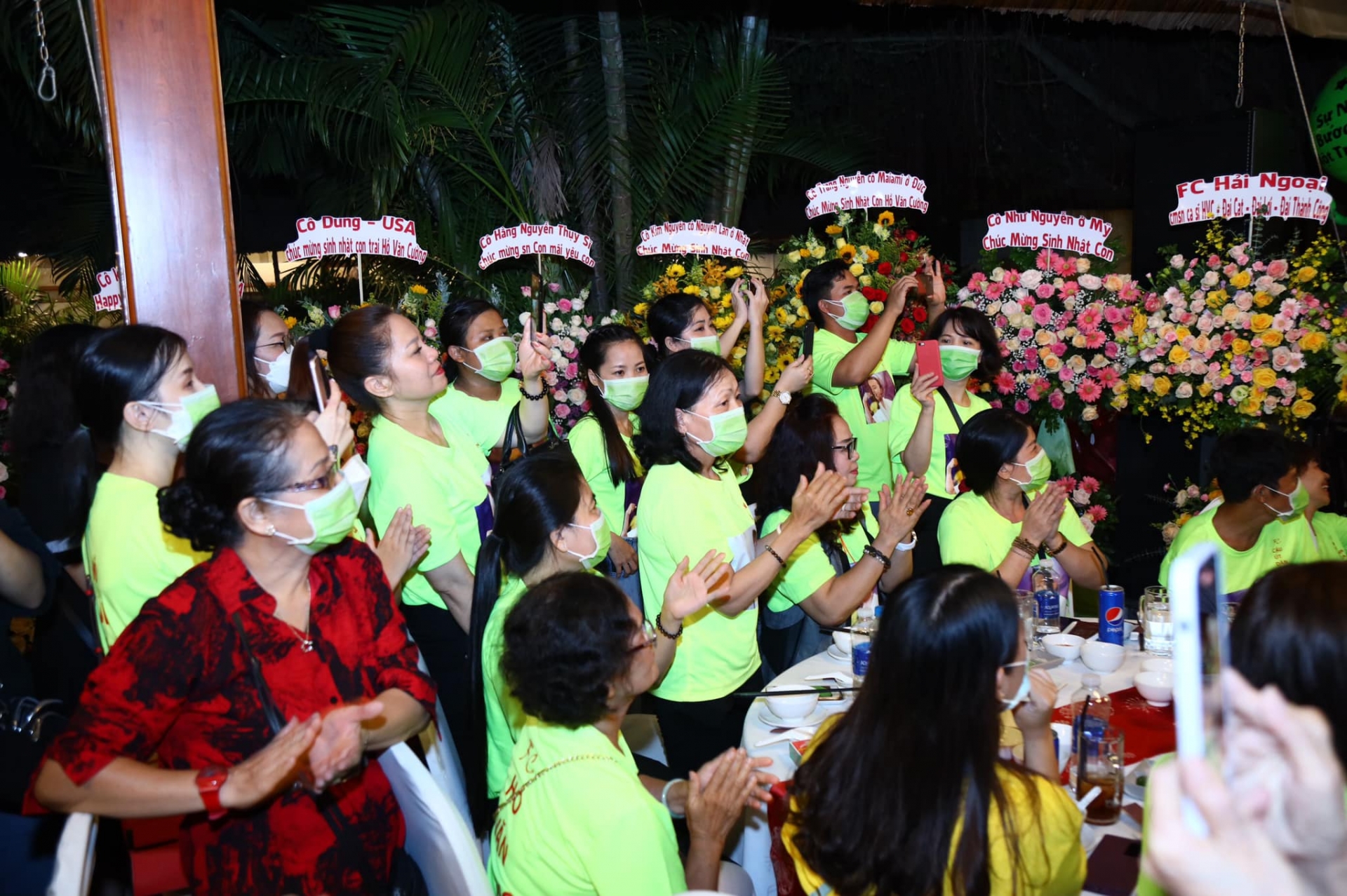 Hồ Văn Cường dự tiệc sinh nhật do FC tổ chức tại một địa điểm du lịch có tiếng tại TP Hồ Chí Minh