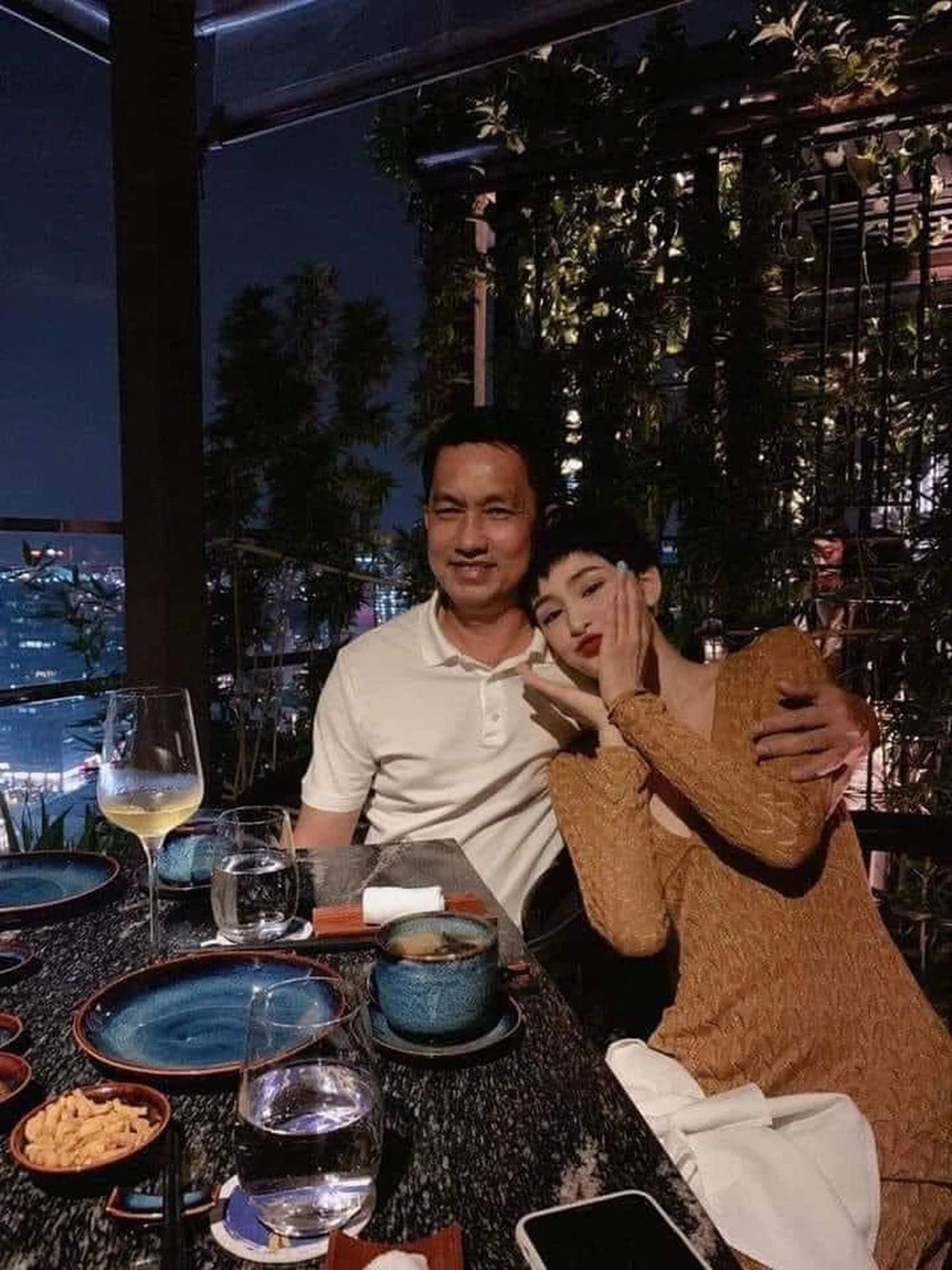 Hiền Hồ cũng rất đáng thương! - Ảnh 1