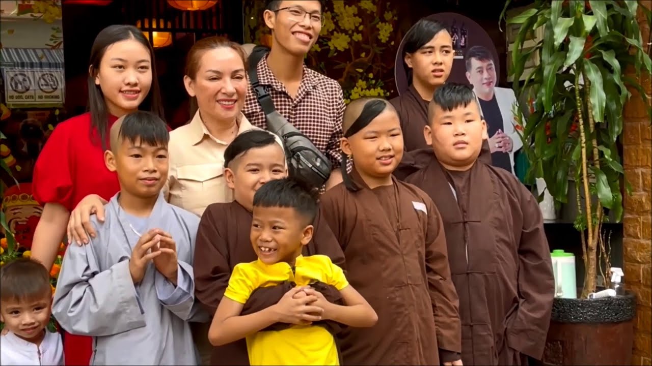 Hot rần rần khoảnh khắc hạnh phúc nhất đời của Phi Nhung, nhan sắc tựa 'thần tiên' gây nuối tiếc xót xa - Ảnh 1