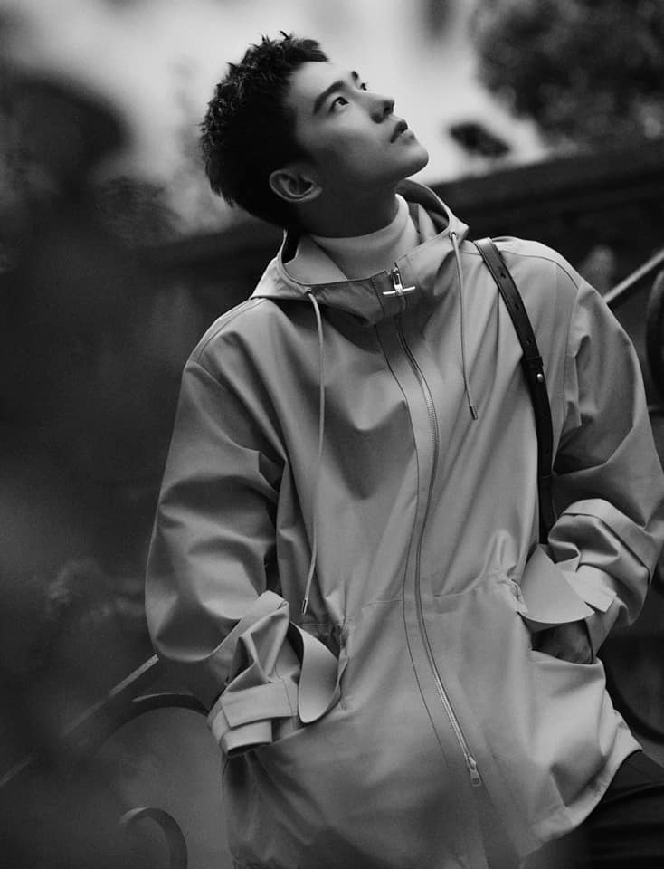 Bộ phim truyền hình 'Đặc Chiến Vinh Quang' tạm định 5/4 phát sóng trên đài truyền hình Chiết Giang và Đông Phương. Dương Dương sẽ hát OST cuối phim.