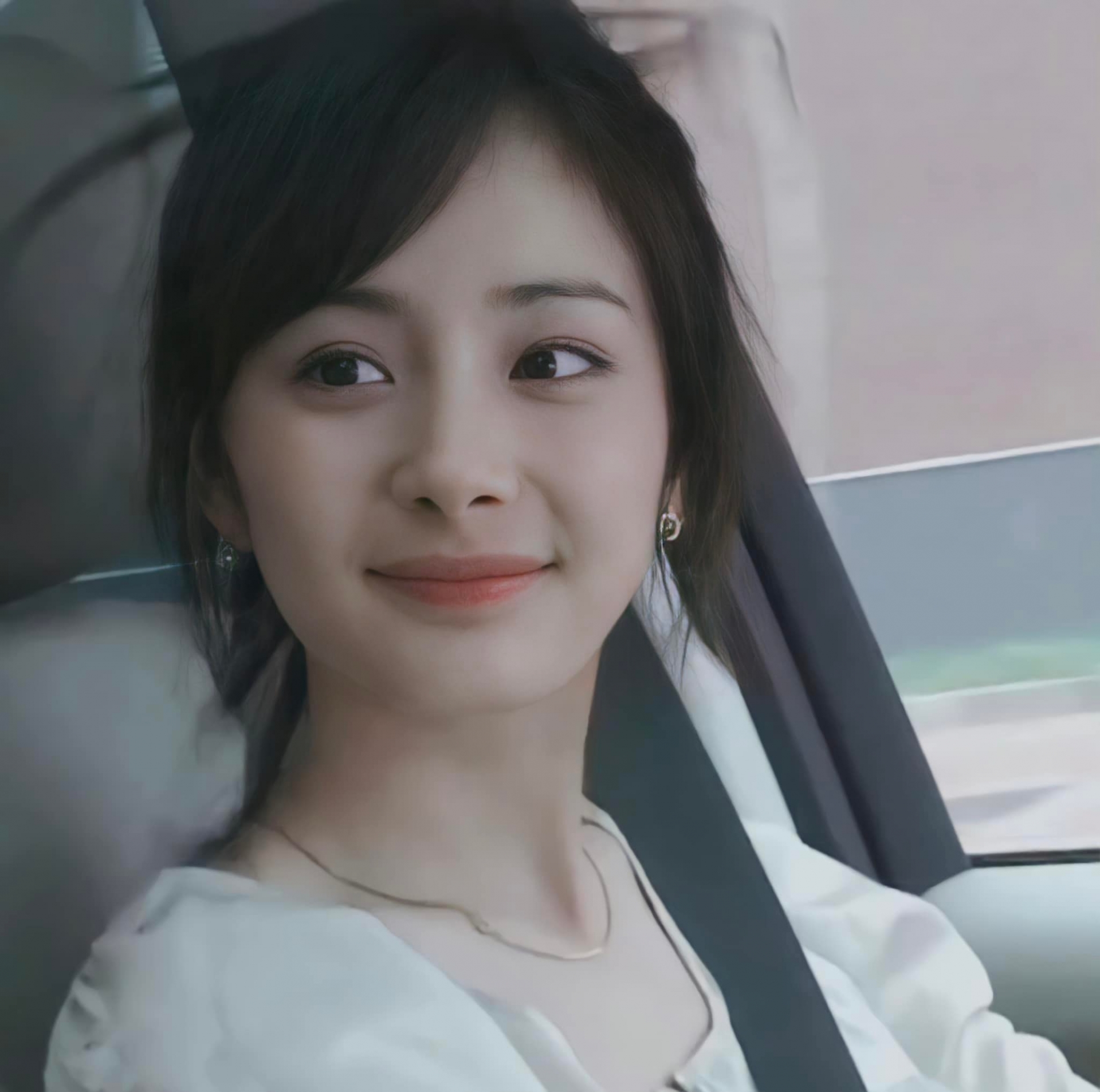 Hình ảnh thời trẻ của Dương Mịch được blogger đào lại