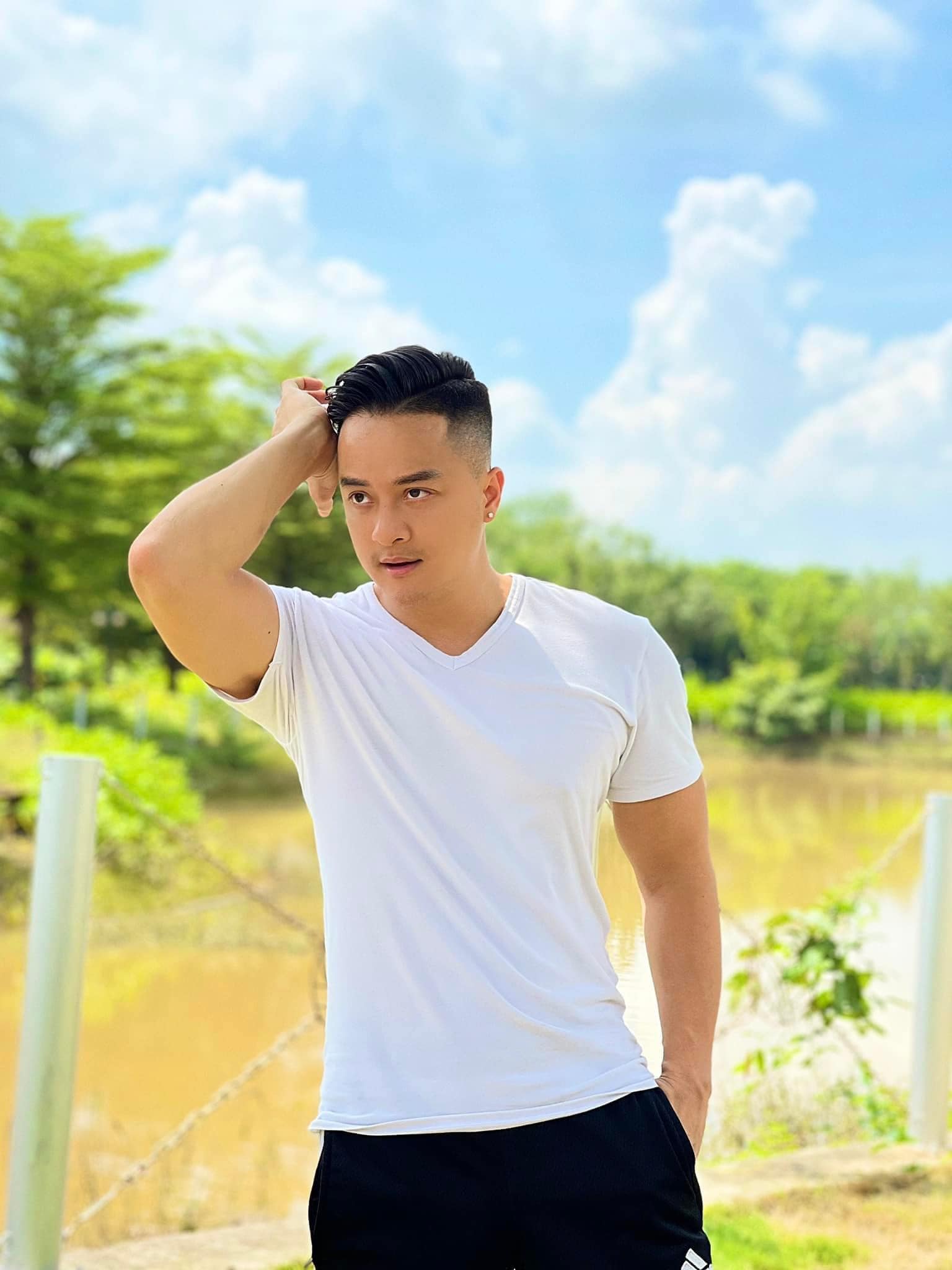 Cao Thái Sơn khoe thành tựu 'khủng' giữa lúc bị Nathan Lee 'mua tên', thái độ gây chú ý 3 Cao Thái Sơn khoe thành tựu 'khủng' giữa lúc bị Nathan Lee 'mua tên', thái độ gây chú ý 3