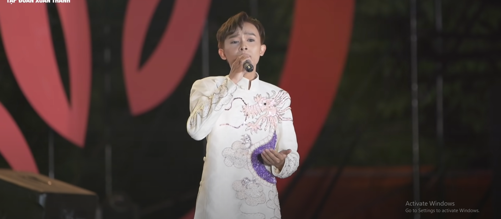 Không ai ngờ Hồ Văn Cường đã làm điều đặc biệt thiêng liêng vào sinh nhật Phi Nhung! - Ảnh 3