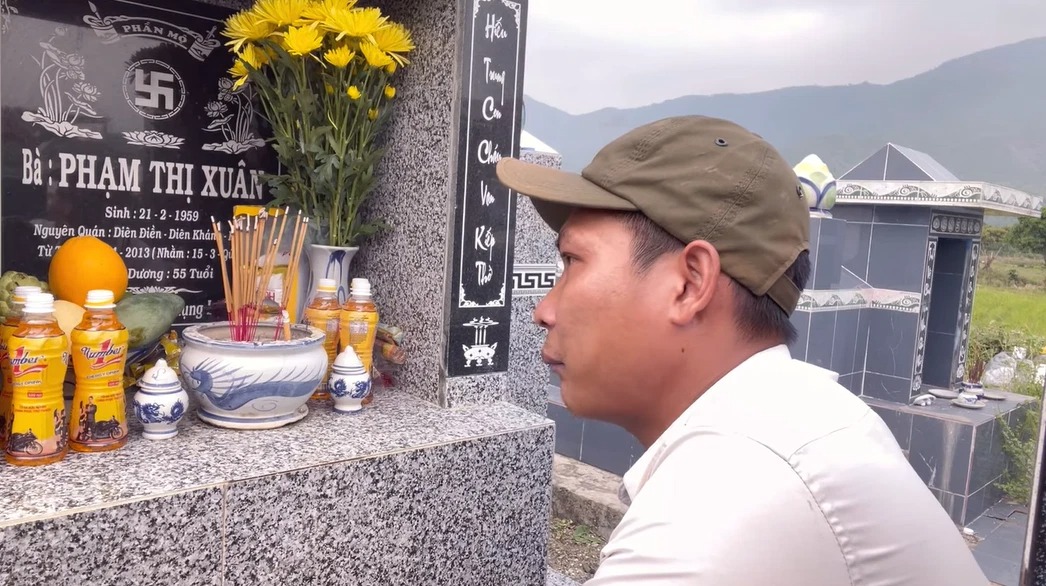 Dù mạnh mẽ, nhưng Lộc Fuho vẫn nhiều đêm nằm khóc một mình vì nhớ mẹ, anh tự hứa sẽ cố gắng kiếm thật nhiều tiền để không bị người đời khinh thường