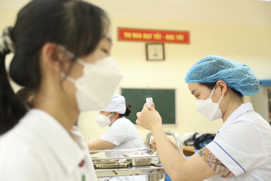 Kể từ ngày mai (18/4), các tỉnh, thành phố khác sẽ tiến hành tiêm vaccine phòng COVID-19 cho trẻ từ 5 đến dưới 12 tuổi