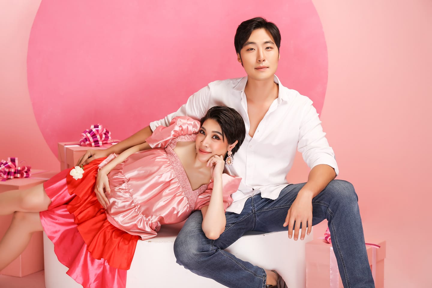 Pha Lê với chồng ngoại quốc